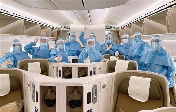 ส่งนักท่องเที่ยวอิตาลีกลับประเทศและรับพลเมืองเวียดนามในประเทศอิตาลีกลับเวียดนาม