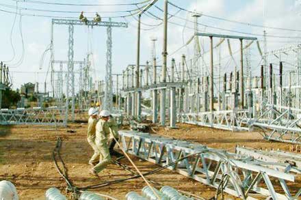 Vietnam recibe 75 millones de euros de Francia para mejorar redes eléctricas