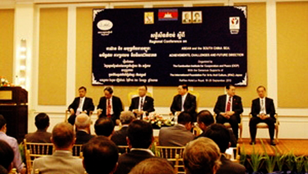 Conferencia en Camboya para el nacimiento de un Código de Conducta en Mar Oriental