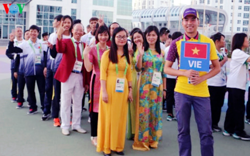 Ondea la bandera vietnamita en los Juegos Asiáticos Bajo Techo y de Artes Marciales 2017