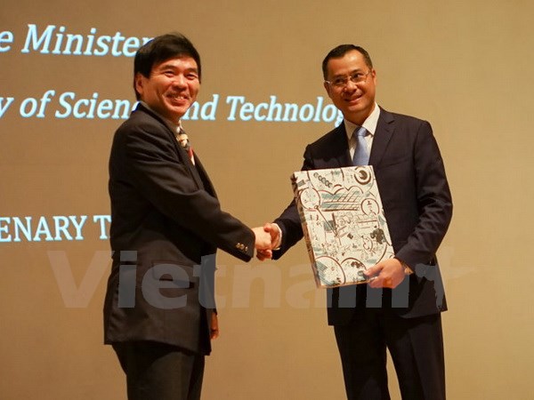 Vietnam a la disposición de aprovechar las oportunidades de la cuarta revolución industrial