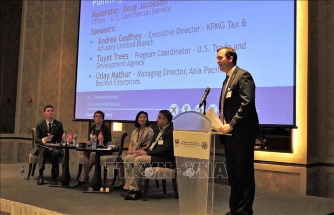 Vietnam y Estados Unidos consolidan la cooperación en aviación