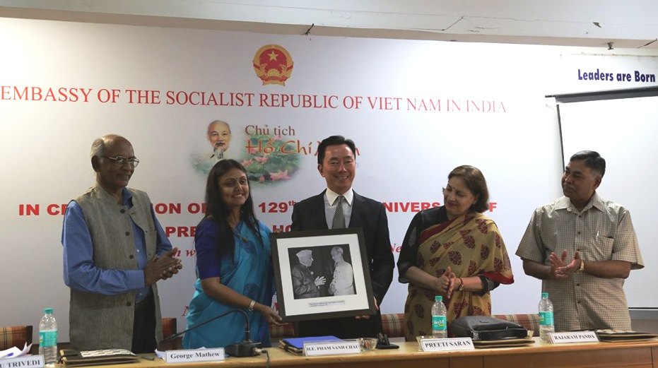 Conmemoran 129 aniversario del nacimiento del presidente Ho Chi Minh en la India