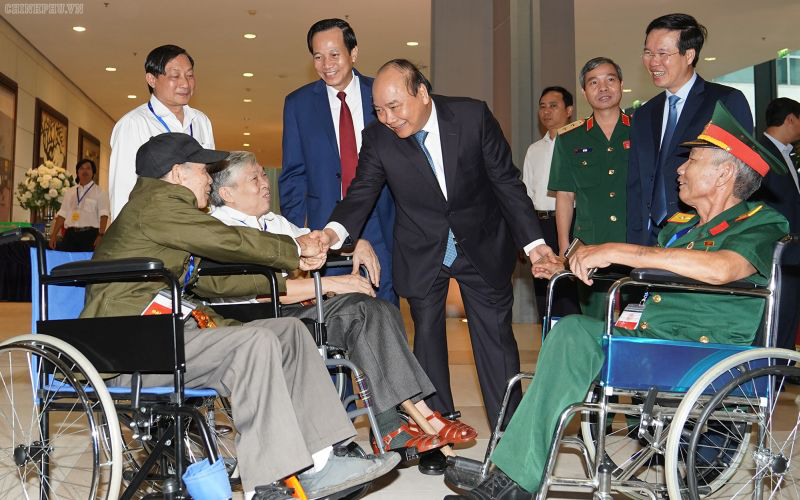 Honran contribuciones de los inválidos de guerra más destacados de Vietnam en 2019