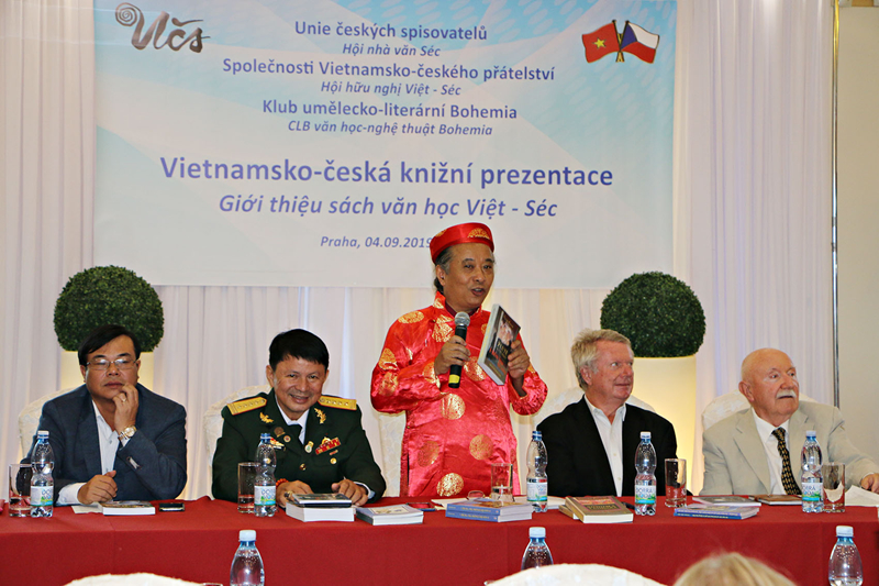 Vietnam y República Checa fortalecen cooperación literaria