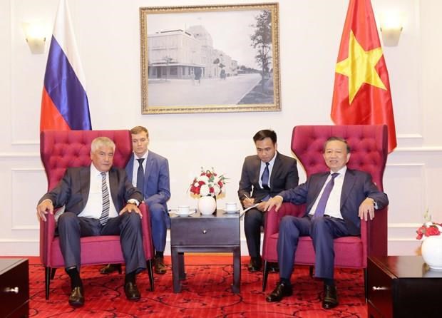 Vietnam y Rusia consolidan cooperación en seguridad