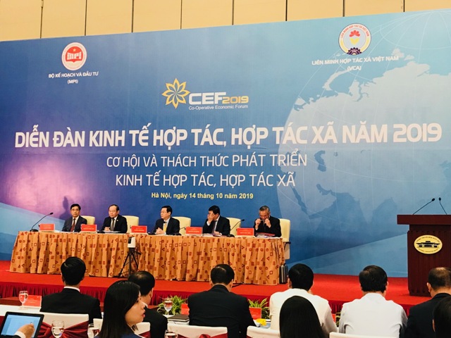 Vietnam impulsa el desarrollo de economía colaborativa y cooperativa