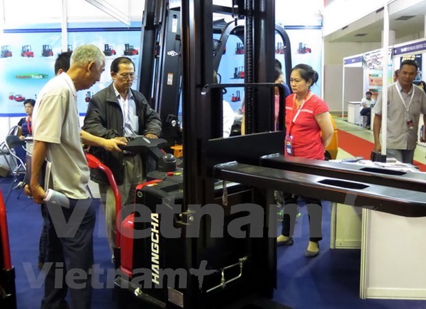 Vietnam acoge feria internacional del sector de la metalurgia