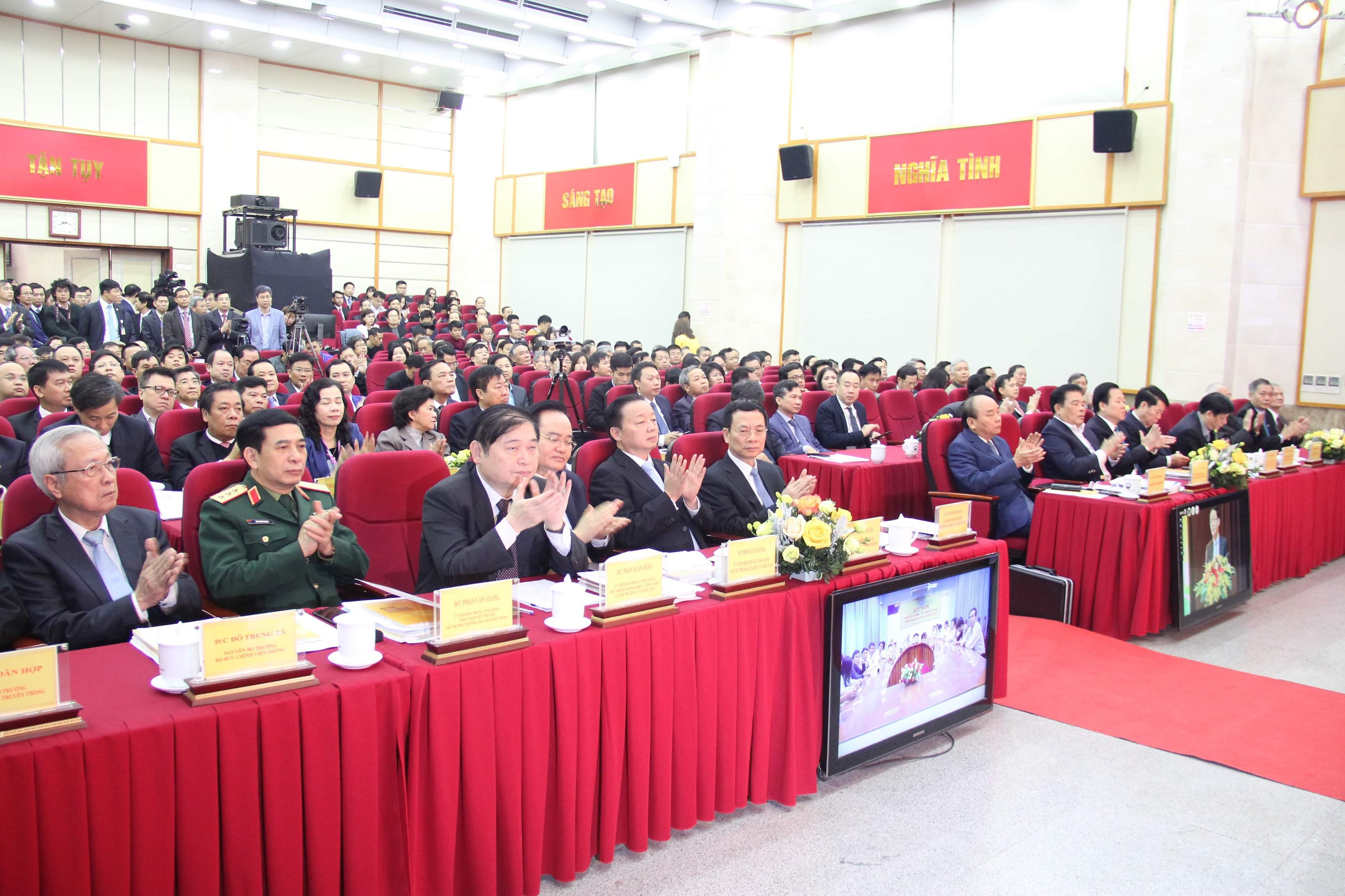 Vietnam entre países proactivos del Sudeste Asiático en desarrollar telefonía móvil 5G