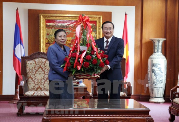 Dirigente del Partido Popular Revolucionario de Laos ensalza logros vietnamitas bajo el liderazgo del Partido Comunista