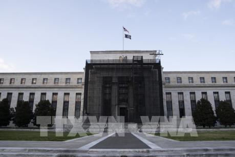 Estados Unidos baja tasa de interés a casi cero