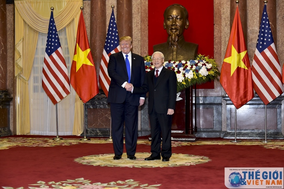 Dirigentes de Vietnam y Estados Unidos se felicitan por 25 años de relaciones diplomáticas