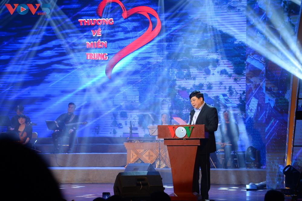 Continúan actividades de superación de consecuencias causadas por el tifón Molave en la región central de Vietnam