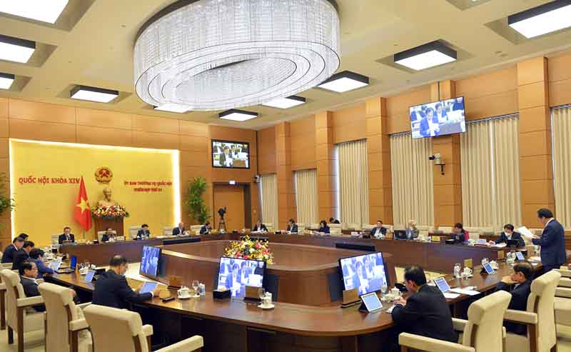 El Comité Permanente de la Asamblea Nacional de Vietnam aborda sobre las elecciones parlamentarias y de Consejos Populares