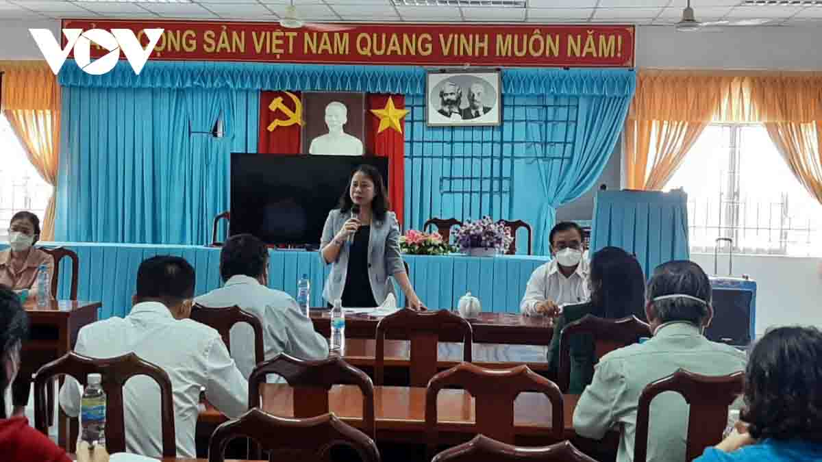 La vicepresidenta Vo Thi Anh Xuan pide mayor atención para personas necesitadas de Tien Giang