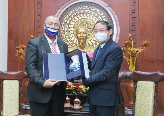 Ciudad Ho Chi Minh afianza la cooperación con localidades rusas