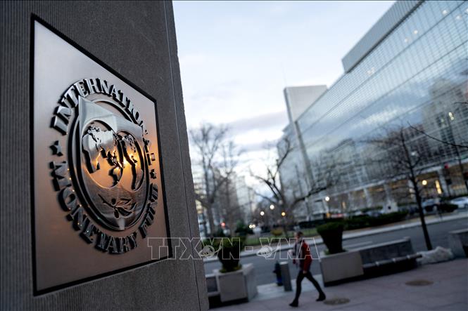 El FMI eleva al 3 % la previsión de crecimiento mundial para 2023