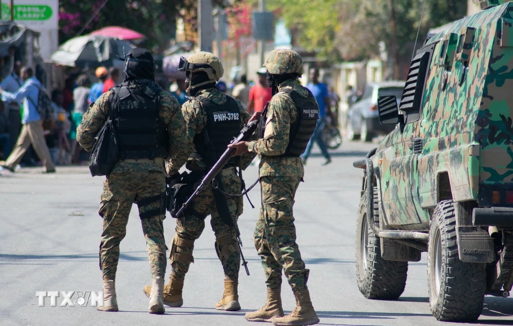 Ataque armado cerca de la Embajada de Estados Unidos en Haití deja al menos 20 muertos