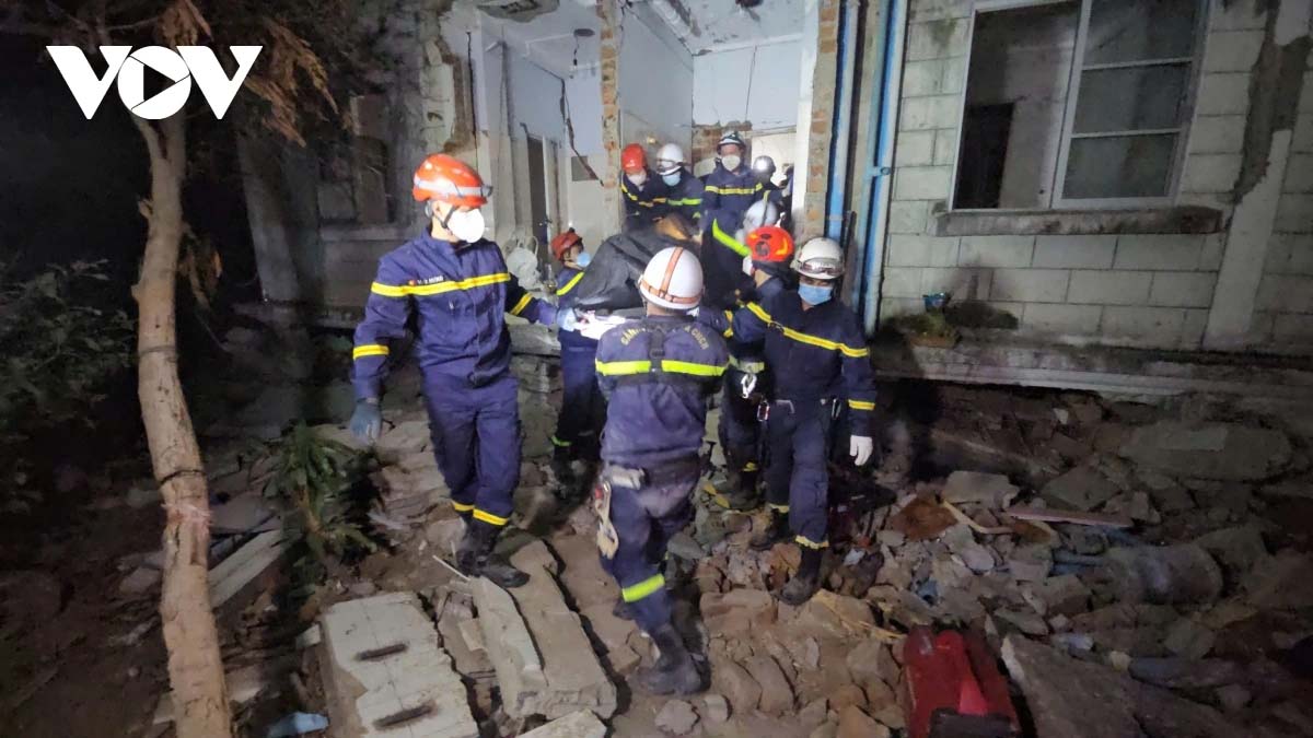 Fuerzas de rescate de Vietnam superan dificultades para ayudar a Myanmar