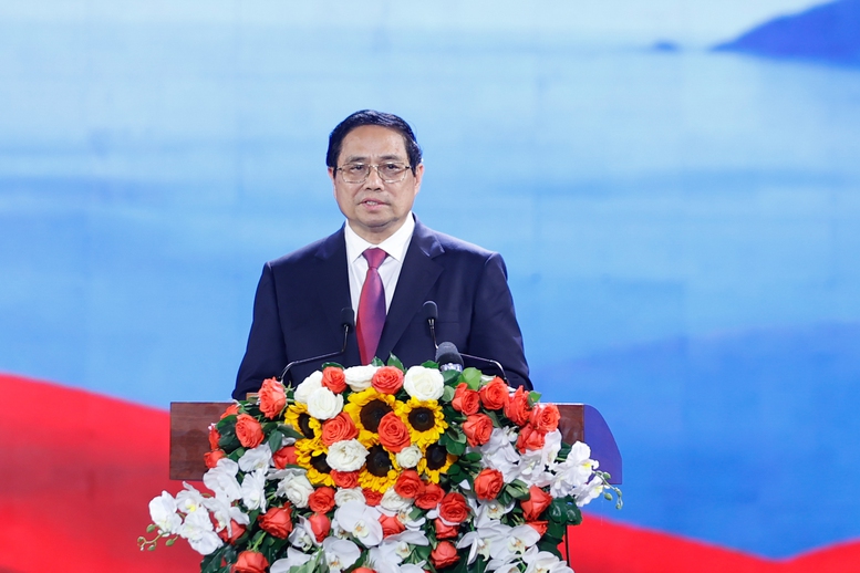 El premier vietnamita impulsa el desarrollo socioeconómico de la isla de Con Dao