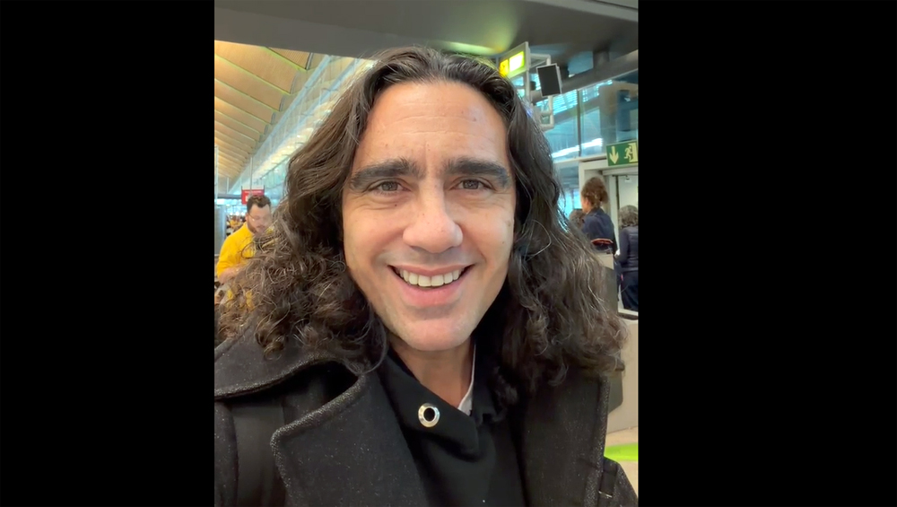 Excapitán argentino anima a selección de fútbol sub-23 de Vietnam