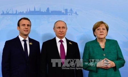 Líderes de Rusia, Francia y Alemania dialogan sobre Siria
