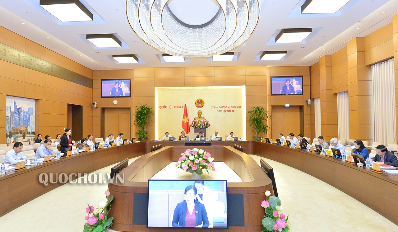 Continúa la 34 sesión del Comité Permanente de la Asamblea Nacional de Vietnam