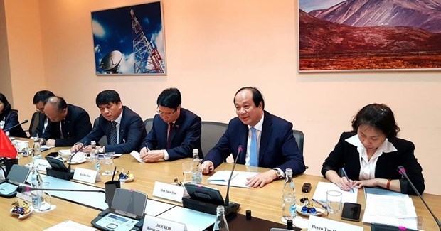 Vietnam y Rusia impulsan cooperación en construcción del gobierno electrónico