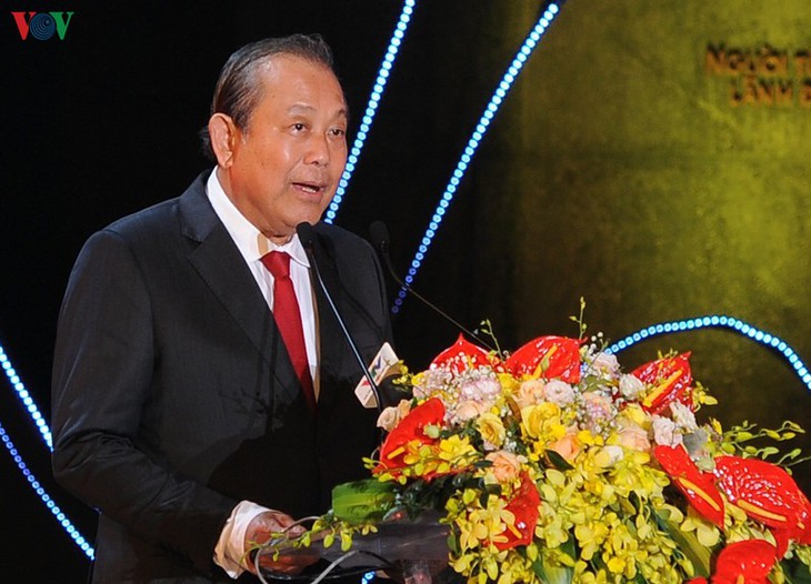 Viceprimer ministro de Vietnam asiste al 520 aniversario de la fundación de provincia de Cao Bang