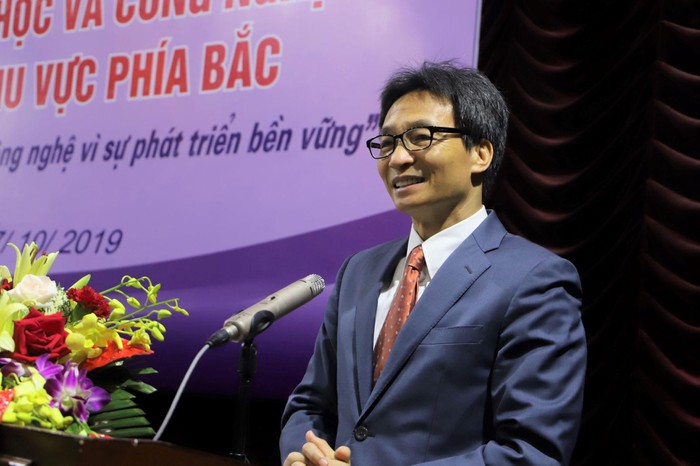 Viceprimer ministro de Vietnam urge a favorecer el desarrollo de científicas nacionales