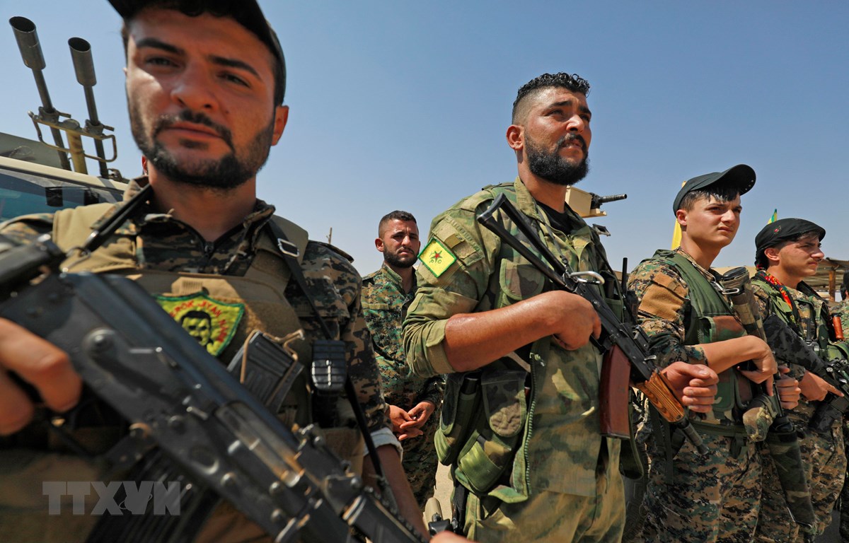Fuerzas kurdas se retiran de las zonas fronterizas norteñas de Siria