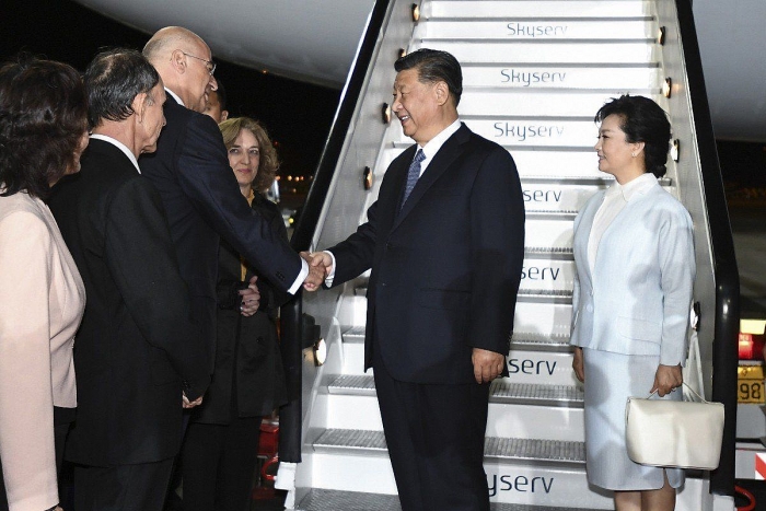 Presidente chino visita Grecia para impulsar nexos bilaterales