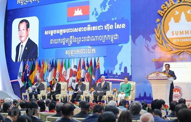 Arranca Cumbre Asia-Pacífico en Camboya