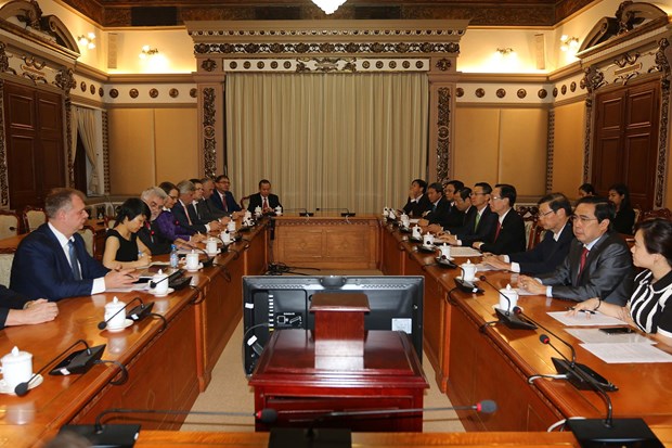 Ciudad Ho Chi Minh fortalece cooperación con localidad alemana