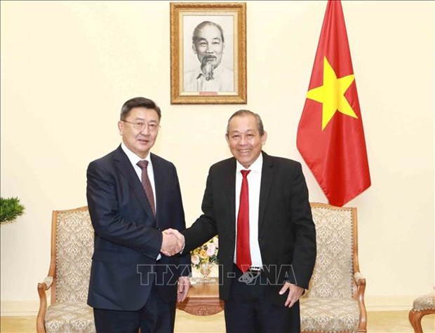 Vietnam y Mongolia por reforzar lazos