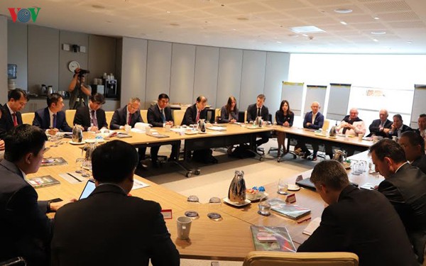 Vietnam y Australia por aumentar intercambio comercial e inversionista