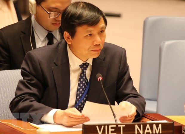 Vietnam llama a resolver la crisis en Siria mediante el diálogo