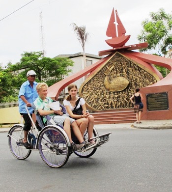 Triciclo de Hue embellece rasgos culturales de la antigua capital de Vietnam