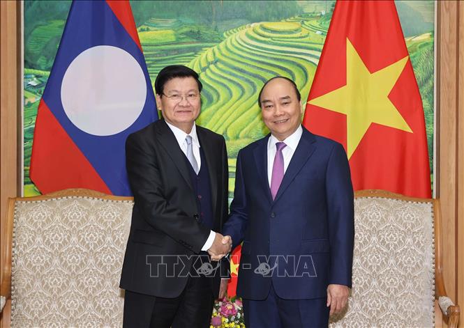 Primer ministro de Laos concluye su visita a Vietnam