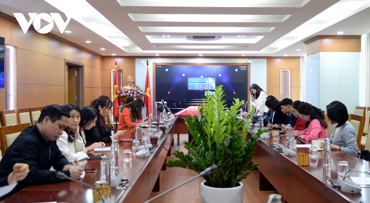 Gana la VOV un premio de la ABU