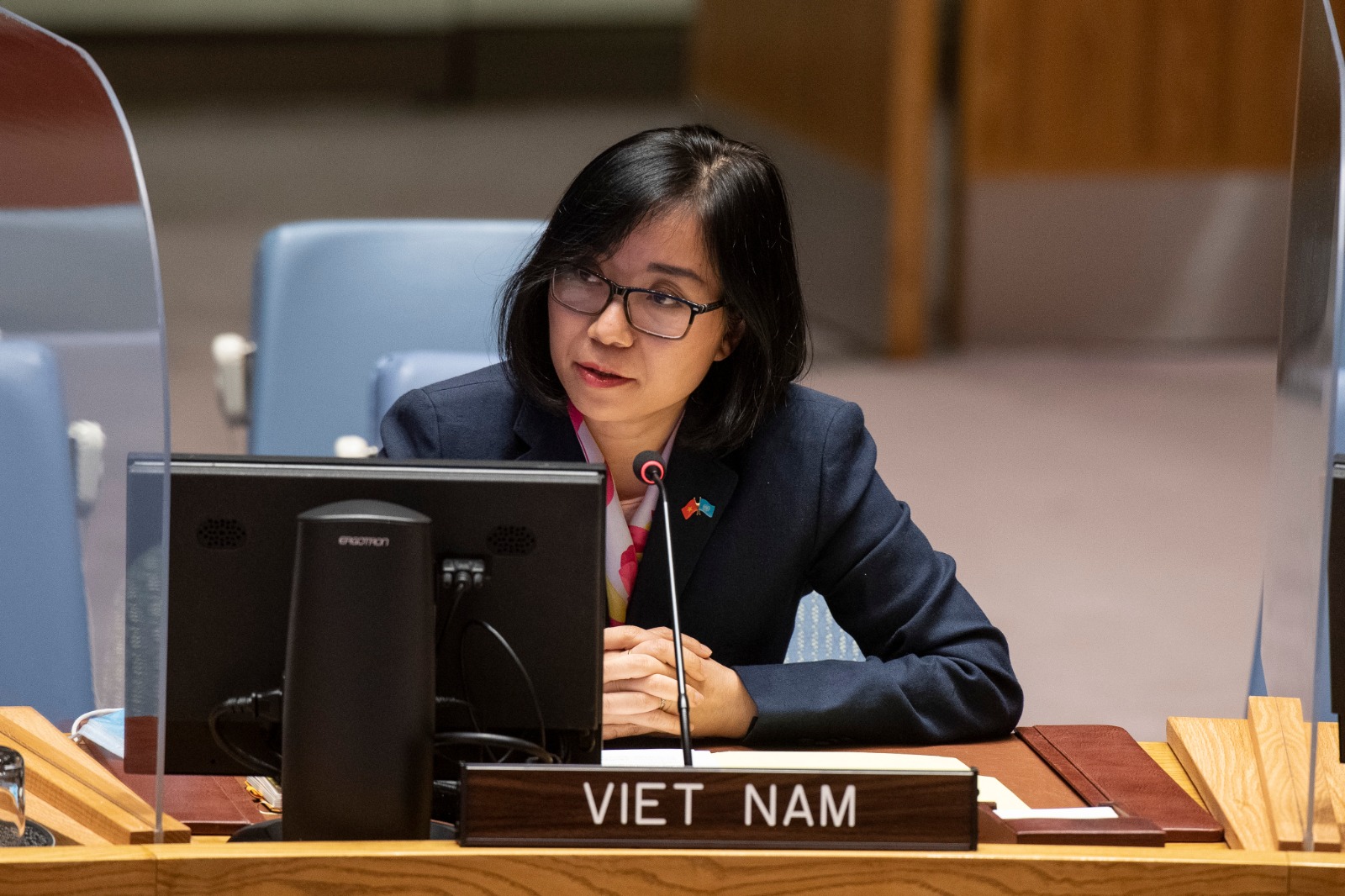 Vietnam llama a establecer un nuevo gobierno en Líbano