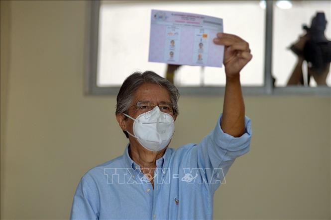 Guillermo Lasso electo como nuevo presidente de Ecuador