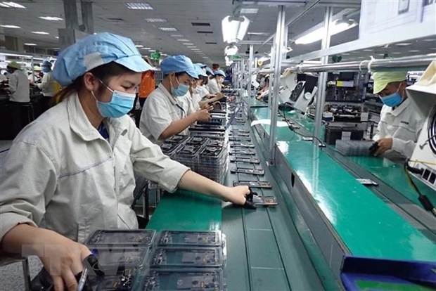 Vietnam busca garantizar puestos de trabajo y un nivel de vida digno para los trabajadores