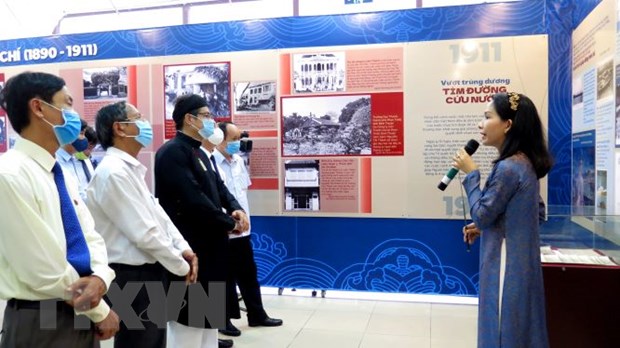 Inauguran exposición sobre el presidente Ho Chi Minh en Hue