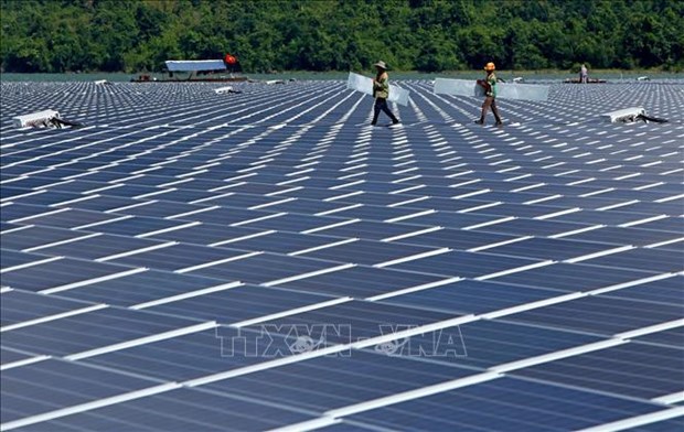 Asiatimes: Vietnam avanza a pasos agigantados en el desarrollo de energías limpias