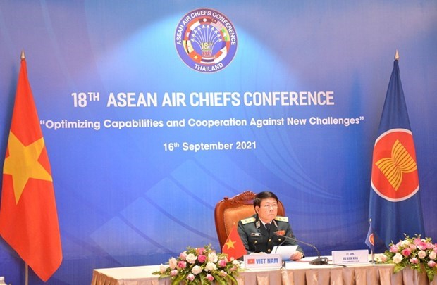 Participa Vietnam en XVIII Reunión de Jefes de Fuerzas Aéreas de ASEAN