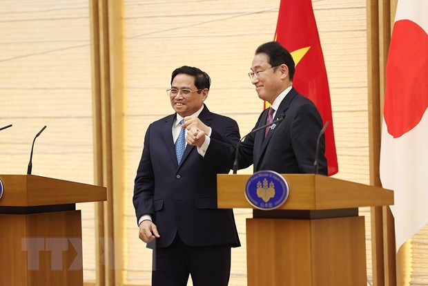 La visita del premier Pham Minh Chinh ejerce impactos en los lazos entre Vietnam y Japón