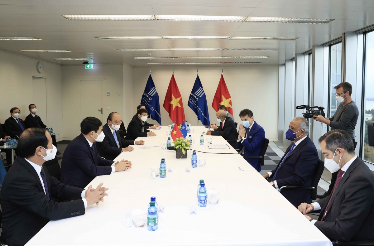 Presidente vietnamita visita sede de la OMPI en Suiza