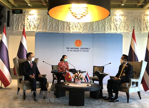 Alto legislador tailandés elogia la cooperación con la Asamblea Nacional de Vietnam