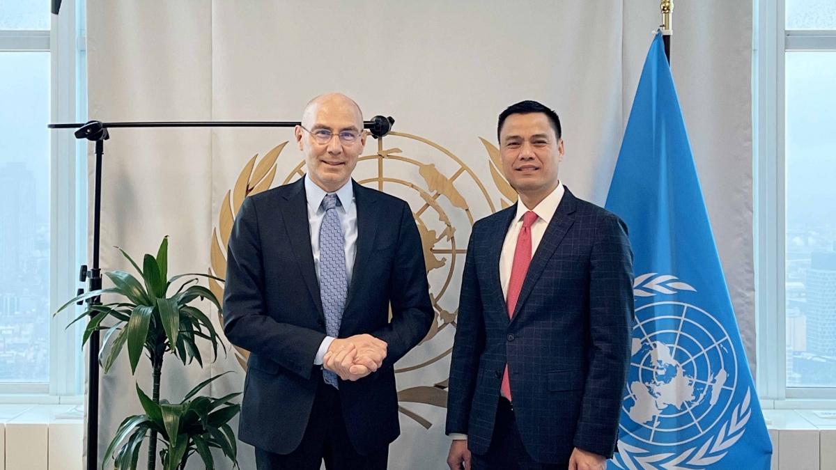 Jefe de la Misión Permanente de Vietnam reunido con secretario general adjunto de la ONU